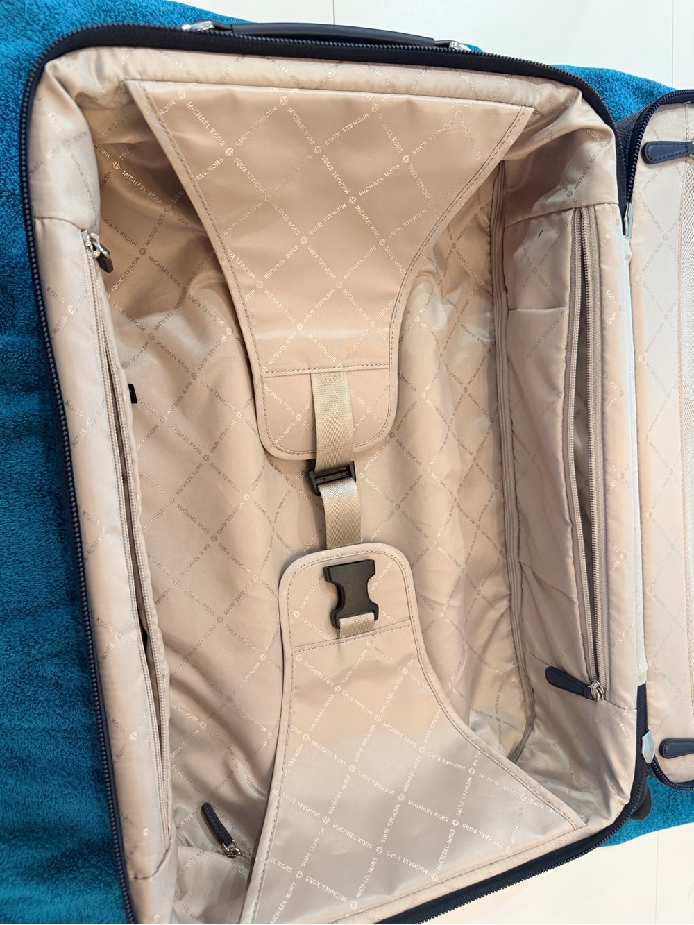 SOLD! Michael Kors Navy Monogram Spinner luggage bag - Picture 7 of 8
